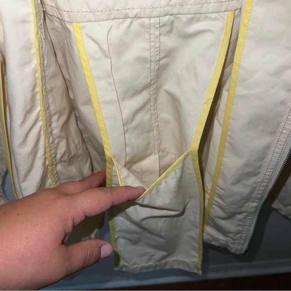 Sundance utility hooded Full Zip Long Jacket Butter Cream Yellow Size Medium. - Picture 7 of 16